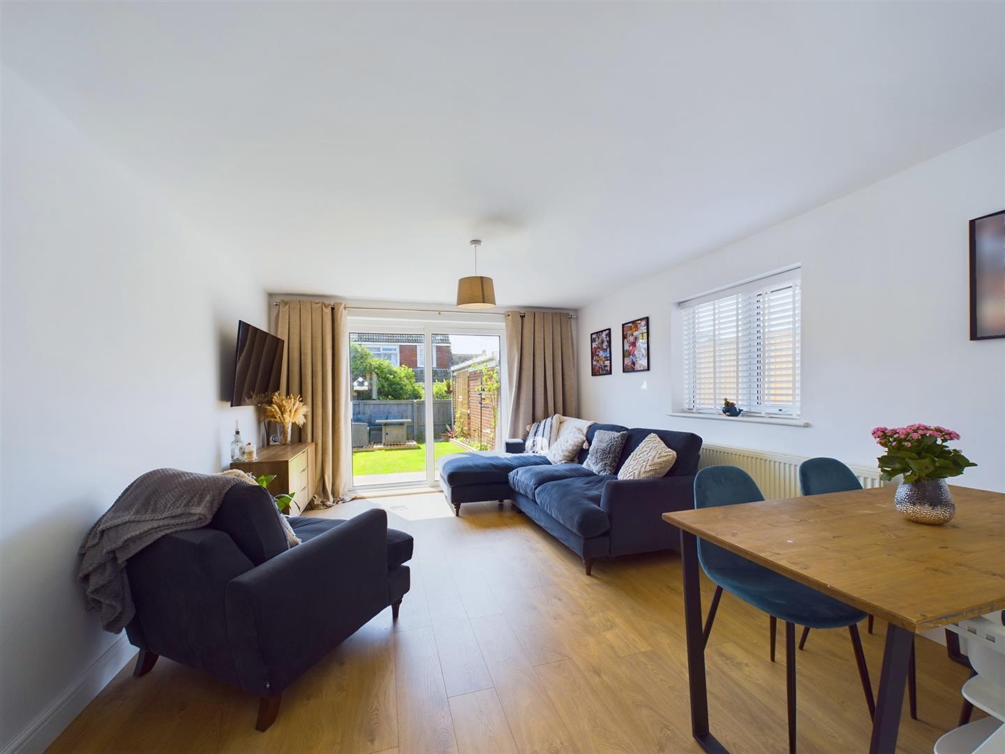 Rosewood Close, Bridlington Belts Estate Agents